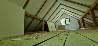 Resita Casa P+1+Ms.Teren 2100 Mp.Zona Retrasa Comision ZERO Cumparator - foto 13