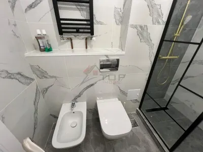 Vanzare apartament 3 camere decomandat 2 bai - renovat complet - foto 3