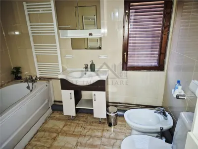 Casa de vanzare in Tatarasi - foto 14