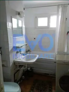 Apartament de inchiriat cu 2 camere, etaj intermediar, Podu Ros - foto 7