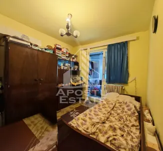 Apartament cu 4 camere de vanzare , Zona Dacia ,Timisoara - foto 2