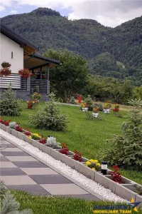 Rezidential/ Hotelier,eleganta discreta,energie verde,1.000mp teren,Tohanita ,Brasov. - Bran