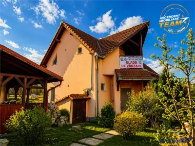 Vila duplex spatioasa in Chilieni, Sfantu Gheorghe,6 camere, garaj si teren generos - foto 3