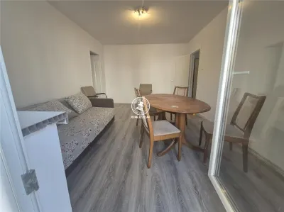 Apartament 3 camere de vanzare zona Dacia - Iasi