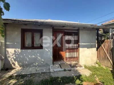 Casa cu 4 camere si baie + teren 567 mp pe Nicolae Balcescu in Gaesti - Gaesti