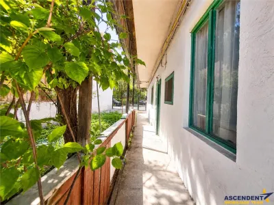 Casa individuala cu acces la curte comuna, zona premium – Centrul Civic, Brasov - Brasov