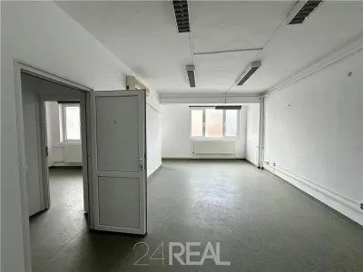 Clinica / Spatiu Medical de Inchiriat Cotroceni - Eroilor | 743 mp - foto 12