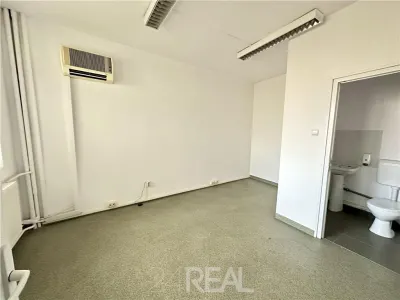 Clinica / Spatiu Medical de Inchiriat Cotroceni - Eroilor | 743 mp - foto 6