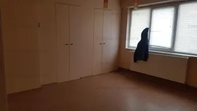 3 camere, Confort 1 Decomandat, etaj intermediar in bloc cu lift, Viziru 3 - foto 3