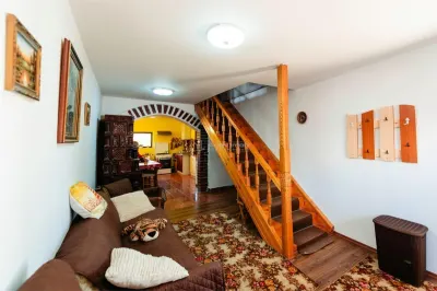 Pensiune cu teren de 5.700 mp, Runcu - Cheile Sohodolului - foto 8