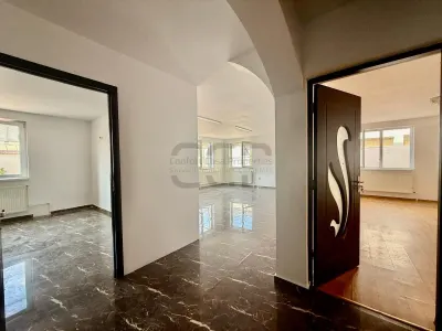 Aparatorii Patriei Vila P+1, NEMOBILATA, renovata acum - foto 3