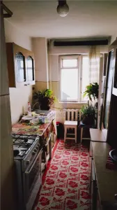 Pret de Garsoniera pentru 2 CAMERE !!! 50mp confort 1 Decomandat zona Caporal Musat,  etaj intermediar - foto 3