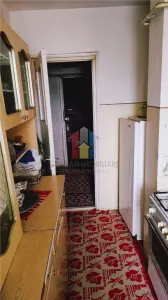 Pret de Garsoniera pentru 2 CAMERE !!! 50mp confort 1 Decomandat zona Caporal Musat,  etaj intermediar - foto 4