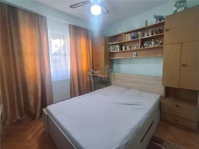 Apertament 2 camere decomandat balcon pivnita zona Valea Aurie - foto 14