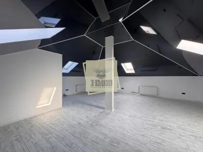 Casa cu 4 camere si 3 bai in Sura  Mare - foto 9
