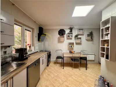 Vila individuala, priveliste spectaculoasa cu garaj Pietrarie Barnova - foto 19