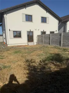 MOSNITA - COMPARTIMENTARE EXCELENTA - FOARTE SPATIOS - DUPLEX - Mosnita Veche