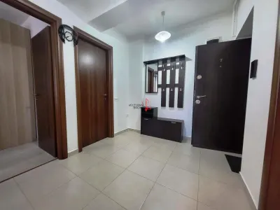 INCHIRIERE 2 CAMERE ETAJ 1/ PARCARE SI VEDERE LIBERA - foto 9