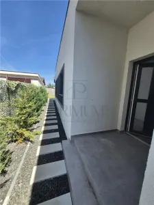 DUPLEX DESPARTIT PRIN DRESSING  - PARTER - LA CHEIE - foto 5