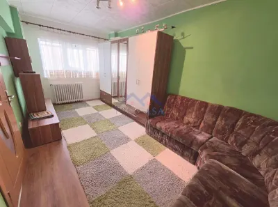 Apartament 2 camere decomandat, et.2, Cetate, zona Mercur - Alba Iulia