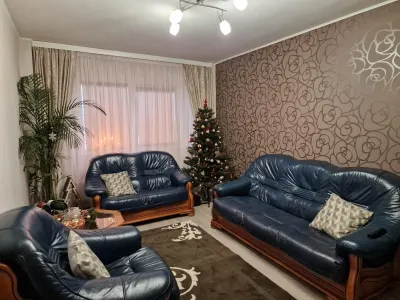 Apartament decomandat cu 2 camere, etaj intermediar, Astra, Brasov - Brasov