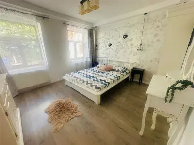 Apartament + garsoniera de vanzare in Sibiu - pretabile inchiriere in regim hotelier, zona Centrala - Sibiu