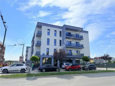 De vanzare apartament la cheie cu 2 camere 44 mp utili zona Pictor Brana din Selimbar - foto 9