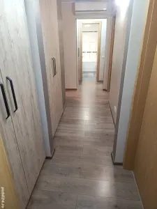 Decomandat, etaj 1 cu 2 bai si 2 balcoane - foto 9
