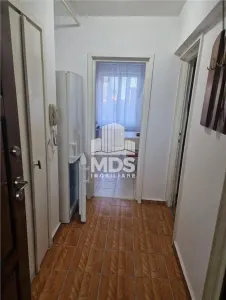 Etaj intermediar cu 3 balcoane, mobilat si utilat - foto 5