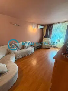 Royal Imobiliare - Vanzare apartament 3 camere zona 9 Mai - foto 2
