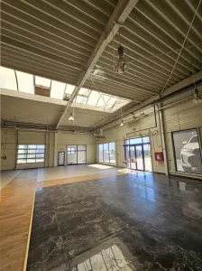 Showroom Auto Complet Echipat  - 1850 mp - Soseaua Alba Iulia - Sibiu
