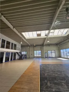 Showroom Auto Complet Echipat  - 1850 mp - Soseaua Alba Iulia - foto 14