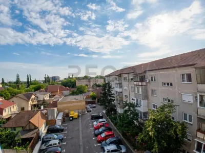 RECO Apartament decomandat cu 3 camere Orientare dubla Piata 22 Decembrie - foto 18