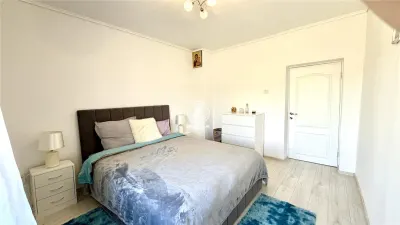 Vilă de Vânzare în Rediu Aldei (Aroneanu) – 350 mp Construiți și 6400 mp Teren - foto 11