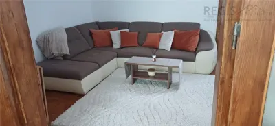 2 Camere Prima Inchiriere | Curte | Parter Vila Renovat 2026 |  Bisericii Romane Lunga - foto 3