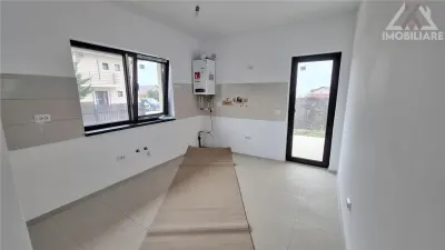 Casa Valea Lupului Popas Pacurari,Incalzire pardoseala,Asfalt - foto 6