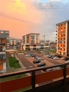 Apartament 3 camere - prima inchiriere - Grandis Coresi - cu loc de parcare - Brasov