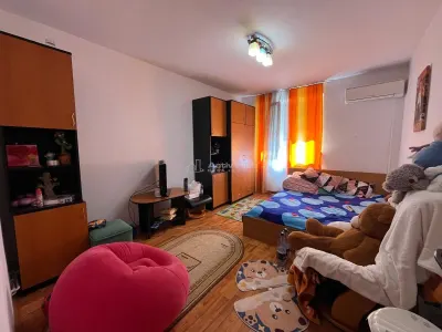 Lugoj, Ap. 1 Cam., 41 Mp.,  Et. 3, Strada Cernei, Langa Liceul Aurel Vlaicu - foto 11