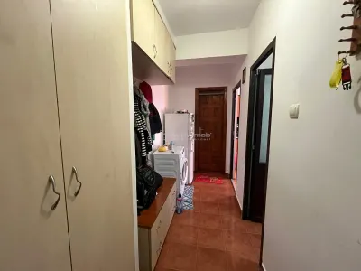 Lugoj, Ap. 1 Cam., 41 Mp.,  Et. 3, Strada Cernei, Langa Liceul Aurel Vlaicu - foto 7