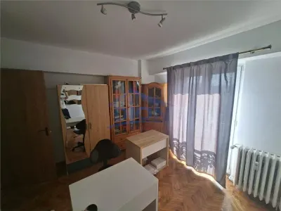 Apartament 3 camere, decomandat, Piata Sfanta Vineri - foto 14