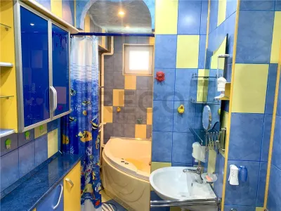 RECO Apartament 3 camere tip A, decomandat Oradea. - foto 7