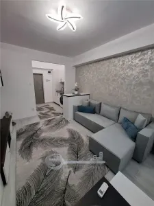 GARSONIERA TOTUL NOU ZONA PODU ROS ETAJ 1 LIBERA - foto 2