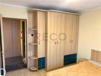 RECO Apartament 3 camere, 2 balcoane decomandat - oradea. - foto 8