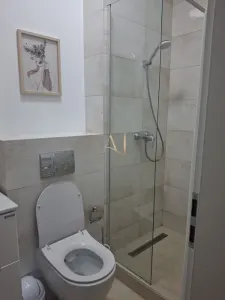Apartament cu 3 camere de închiriat, modern mobilat la Concept 9. - foto 4