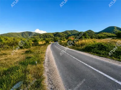 Teren intravilan 1025 mp cu acces utilitati si deschidere la drum in Sibiel - Marginimea Sibiului - foto 2