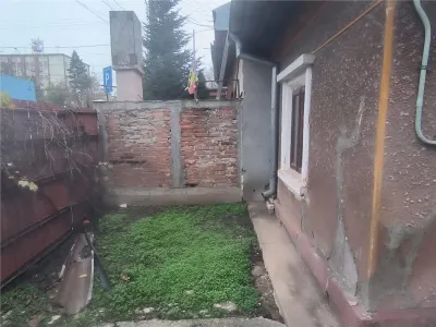 Ocazie!!Casa de vanzare zona Antiaeriana-Margeanului - foto 2