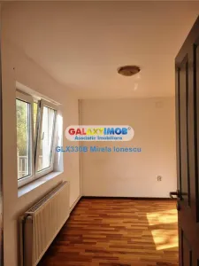 Inchiriere vila 3 camere Crangasi - foto 3