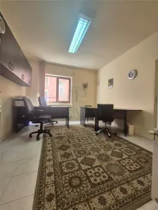 Apartament O Camera 30mp, Ultracentral - (Zona Balcescu)- Centrala Proprie - Timisoara