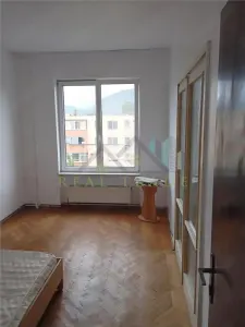 Apartament 2 camere zona Tractorul - foto 2