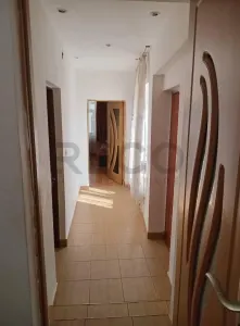 RECO Casa cu 4 camere in Beius, zona centrala - foto 3